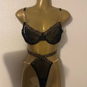Elegant Black and Gold Women's Lingerie Set